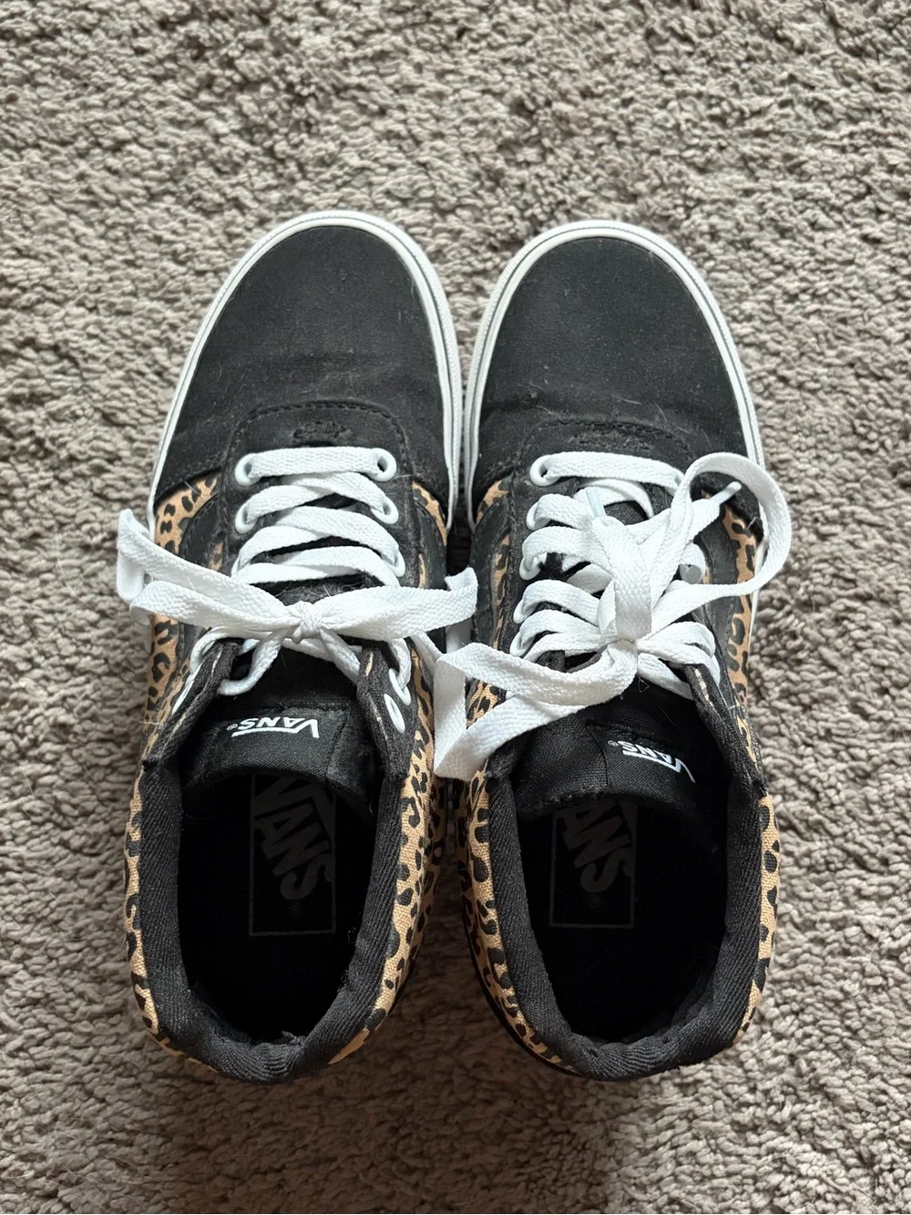 Vans Kids High-Top Sneakers in Black & Leopard Tan